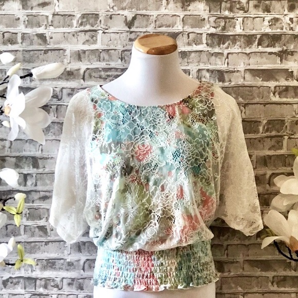 Bwear Tops - Banded Waist Lace Shirt